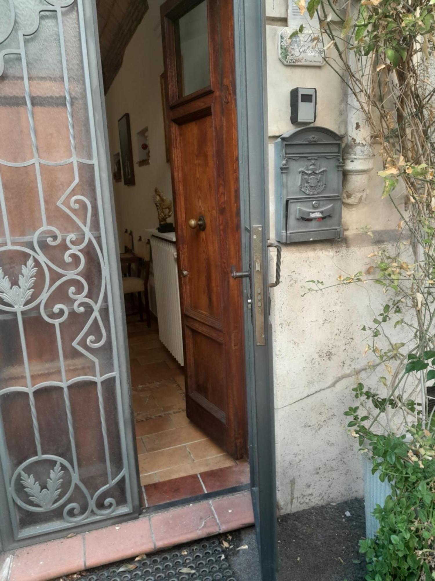 Domus Gelsomino Apartment Rome Exterior photo
